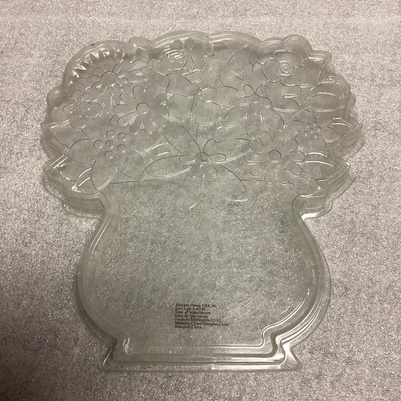 $2 Bundled * Clear Floral Vase Mold for Stepping Stone - Picture 1 of 7
